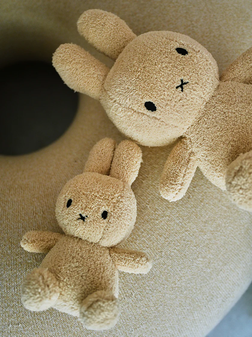 Miffy Terry Beige Large 33cm - Image 3