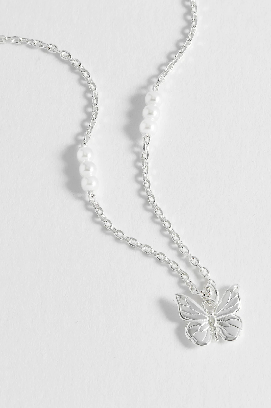 Butterfly & Pearl Necklace - Image 4