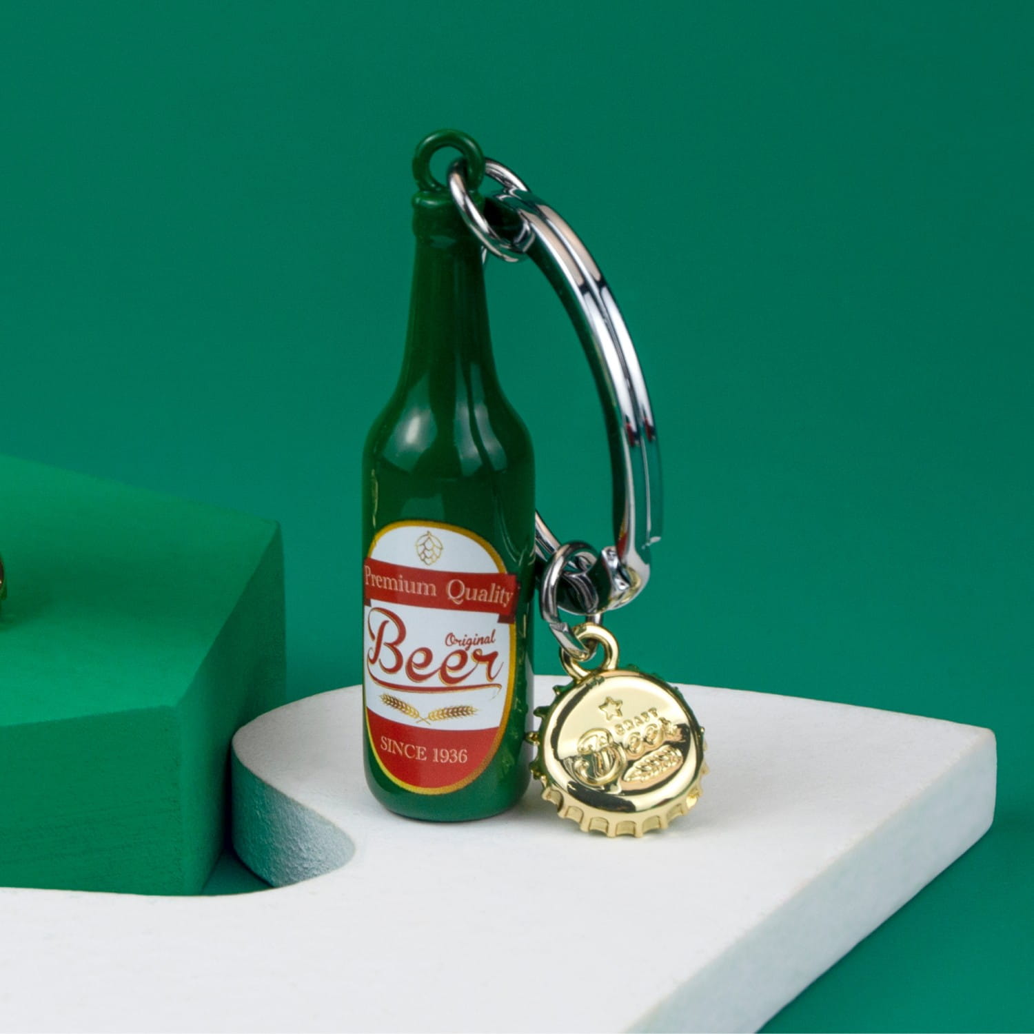 Green Beer Bottle Keyring - Image 3