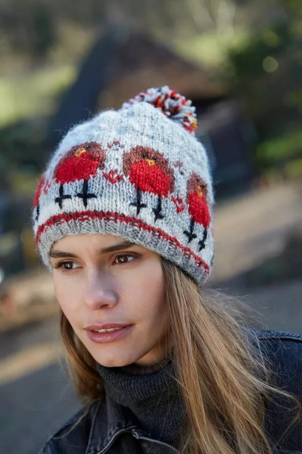 Robin Bobble Beanie - Image 2