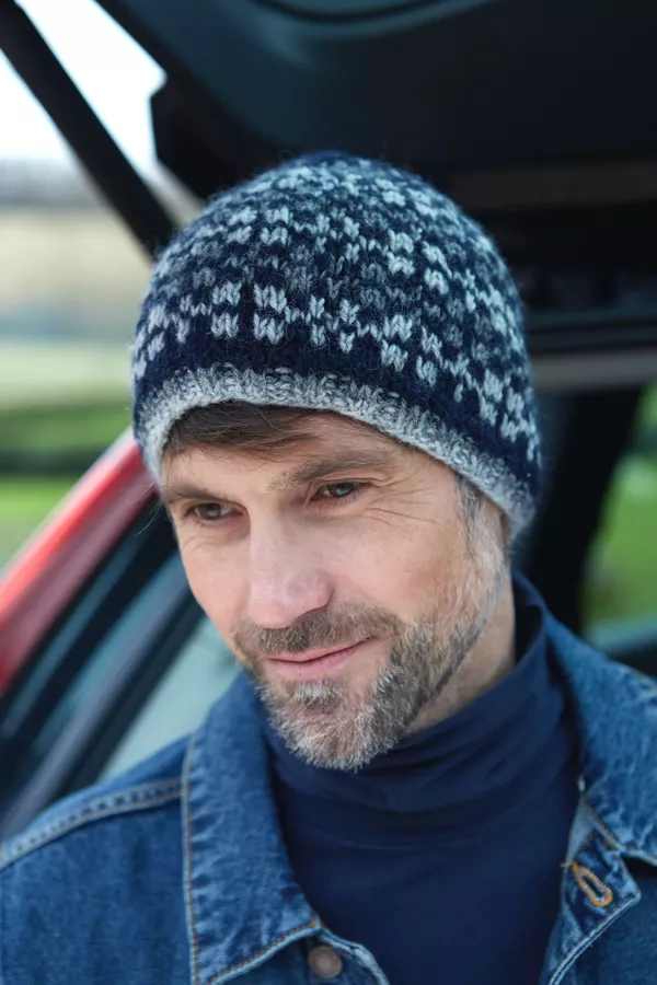 Rosslare Beanie Navy - Image 2