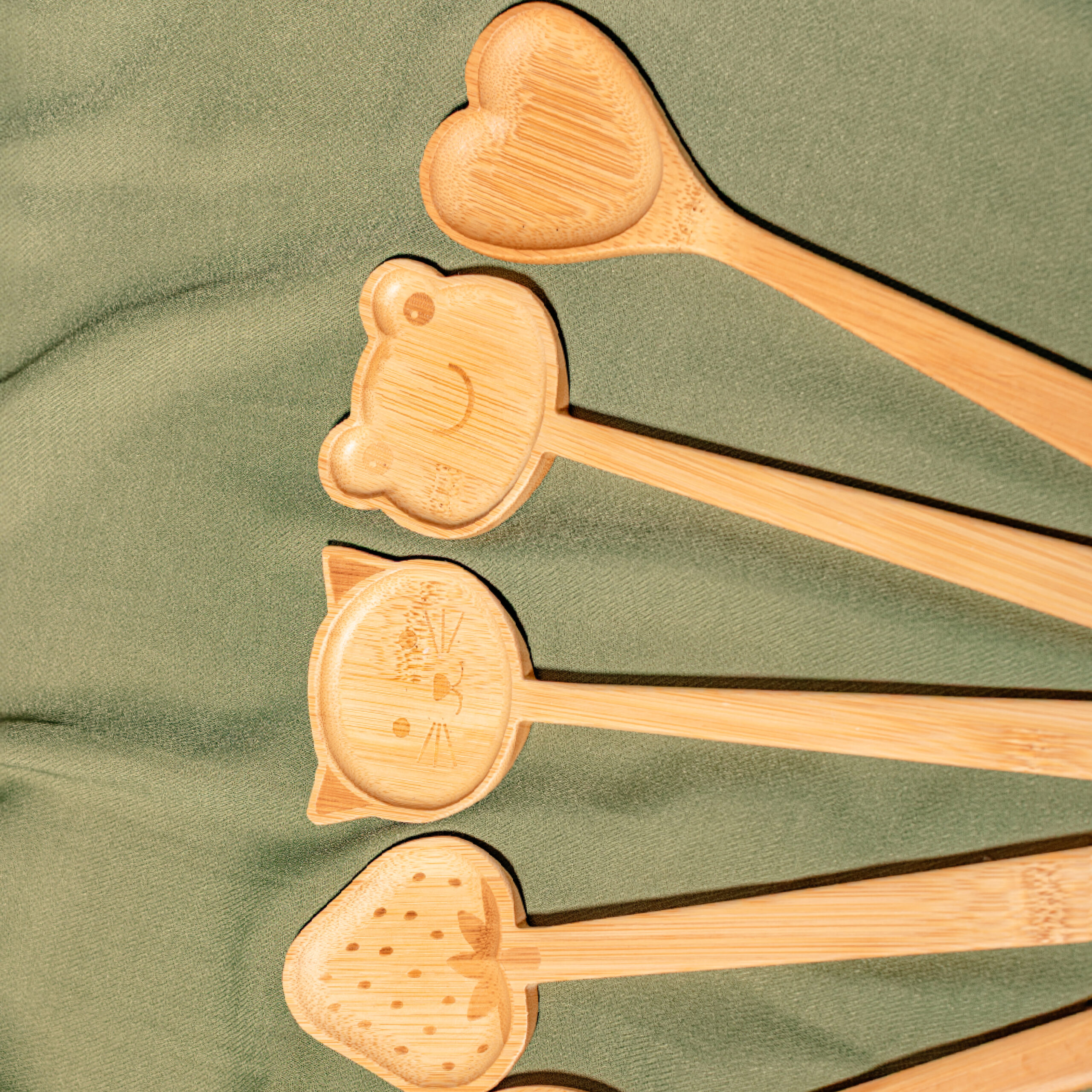 Frog Salad Servers - Image 2