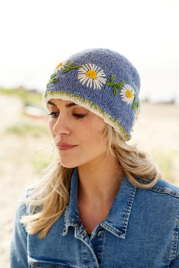 Daisy Chain Beanie Jacaranda - Image 4