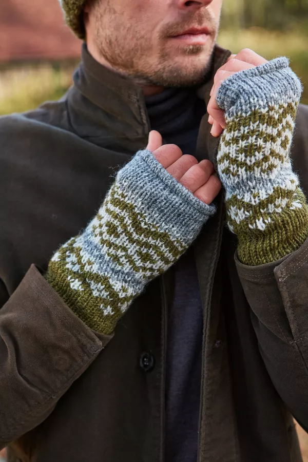 Men's Jorvik Wristwarmer Moss - Image 4